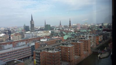 Blick auf Rathausturm, St. Nikolai, St. Petri, St.Jacobi, St. Katharinen 