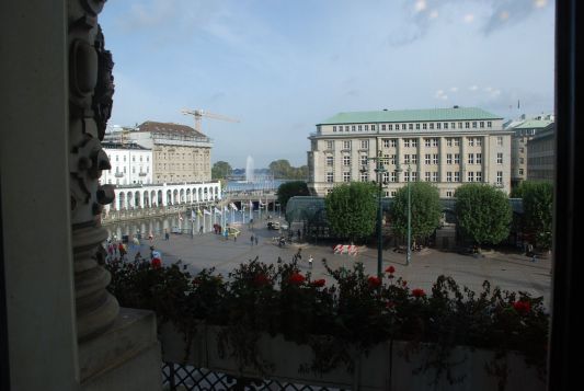 Blick vom Rathaus zur Alster